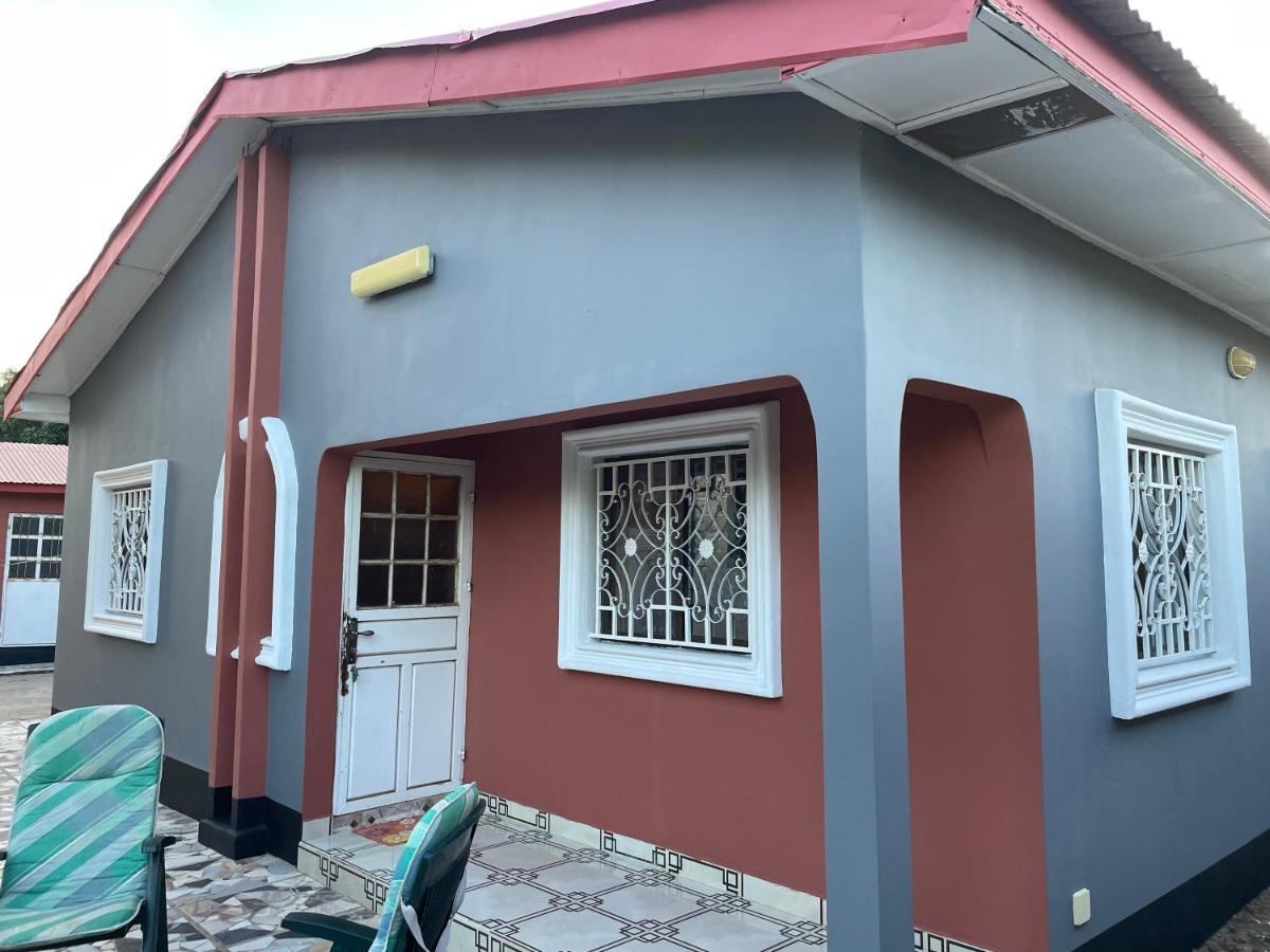 Brufut Nabixx Residence מראה חיצוני תמונה