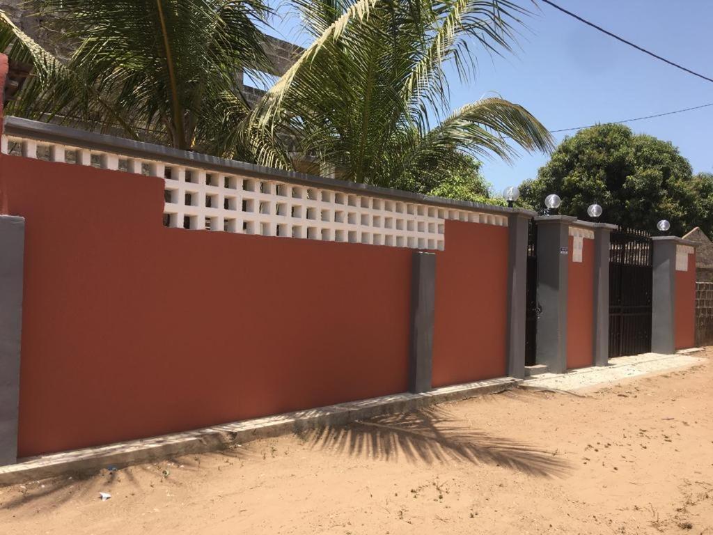 Brufut Nabixx Residence מראה חיצוני תמונה